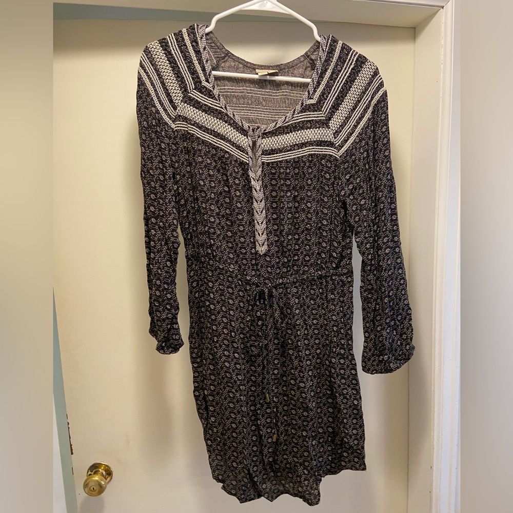 Holding Horses long sleeve women’s dress size M